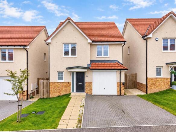 15 Adam Crescent NEW-1.jpg