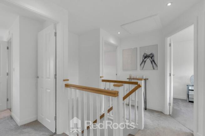 4 bed Detached for sale Image 12