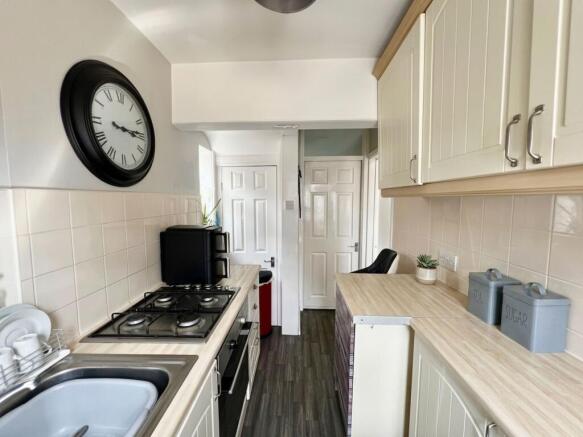 3 bed Semi-Detached for sale Image 9