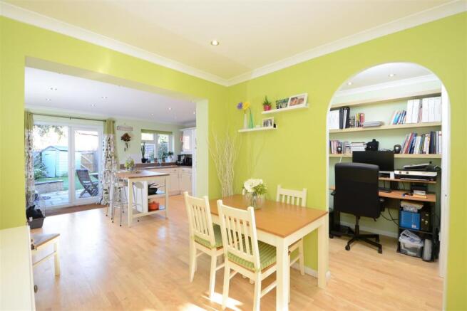 62 Shaw Drive dining room.jpg