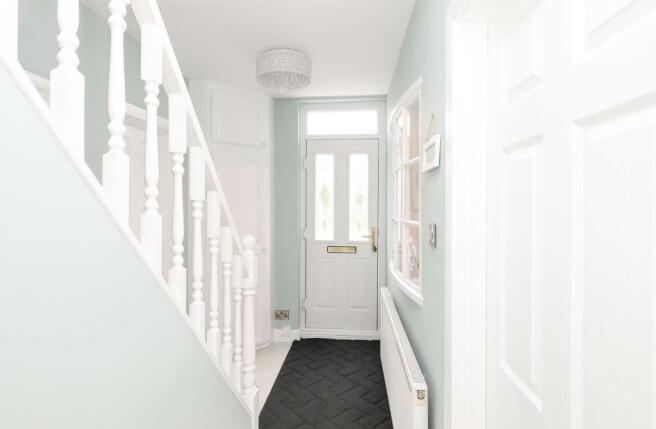 5 bed Semi-Detached for sale Image 10