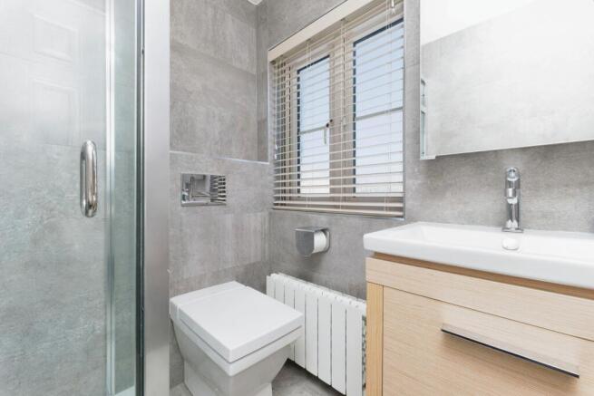 Master En-Suite