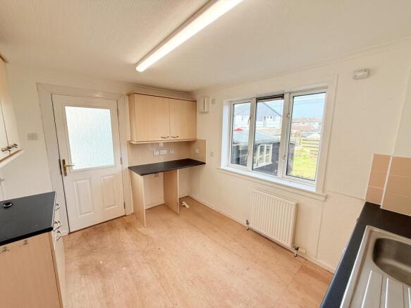 114 Lochside Road, Dumfries, DG2 0LU photo 4