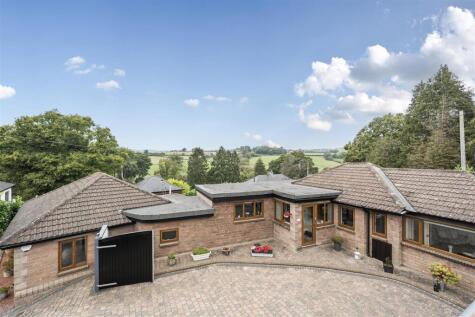 The Bassetts, Box, Corsham