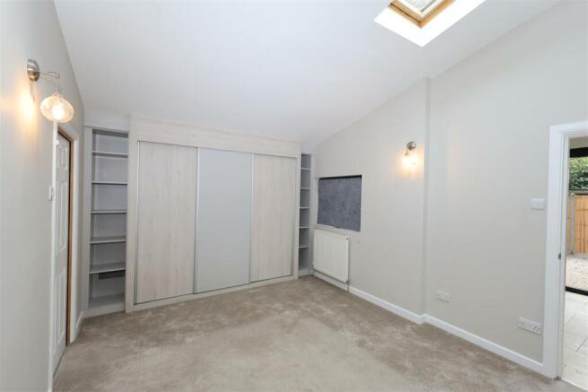 GUEST SUITE/RECEPTION 2