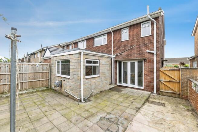 3 bed Semi-Detached for sale Image 9
