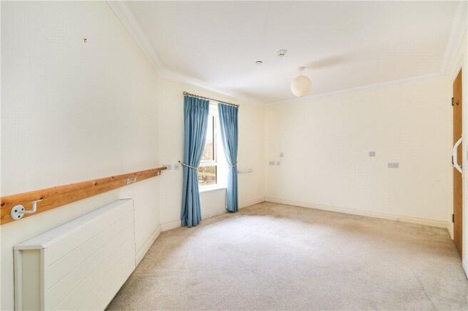 2 bed Apartment for sale Image 7