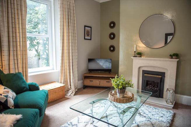 Lounge 5