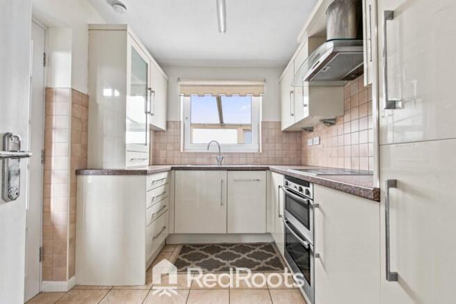 2 bed Bungalow for sale Image 9