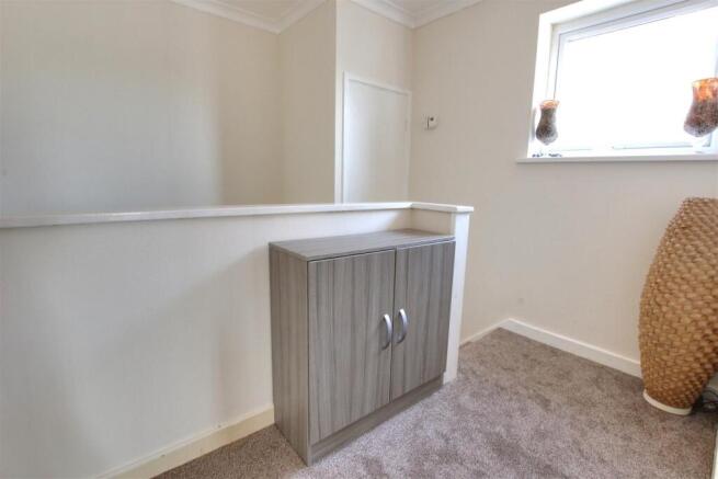 2 bed Flat for sale Image 12