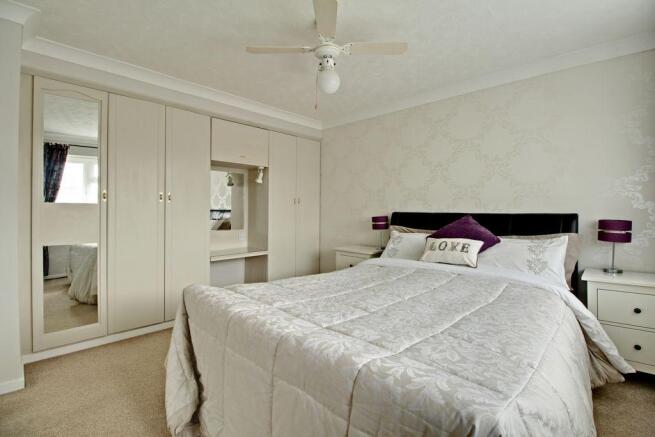 Bedroom 1 (Double)