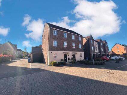 Girton Way, Mickleover, DE3