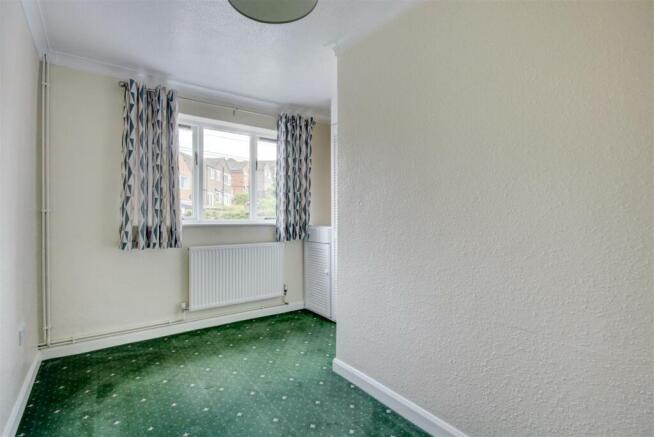 BEDROOM.2.