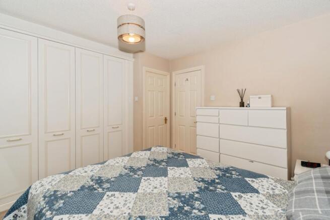 3 bed Detached for sale Image 10