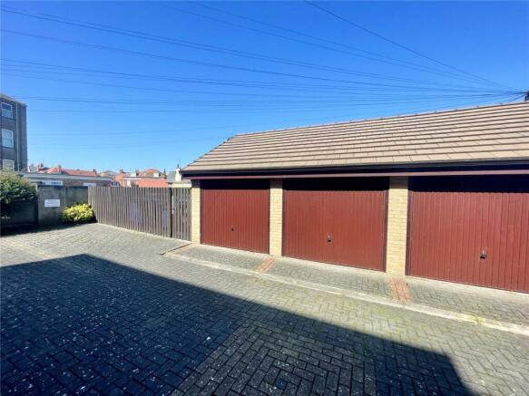 2 bed Apartment for sale Image 5