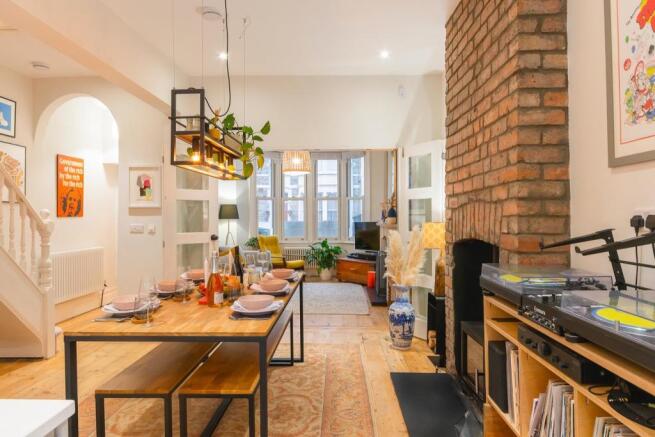 YELSROW02 - Dining Room E.jpg
