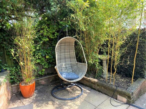 patio seating.jpeg