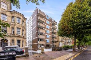 Flat 7, 61 Hereford Court, The Drive, Hove BN3 3PF