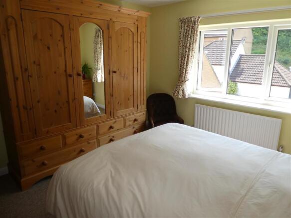 bed1pic1.JPG