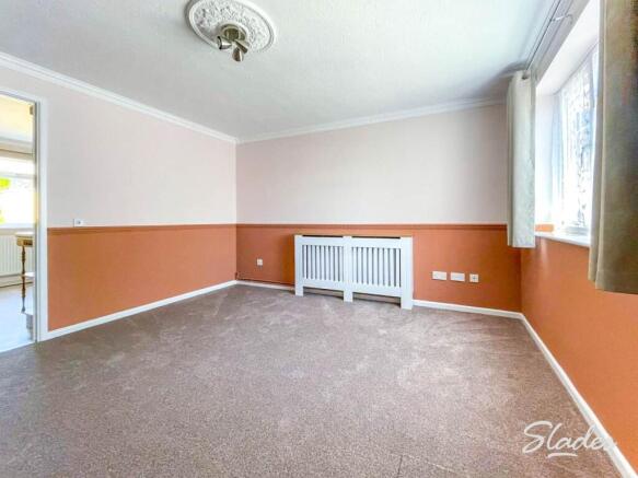 10 foxcote lounge ma
