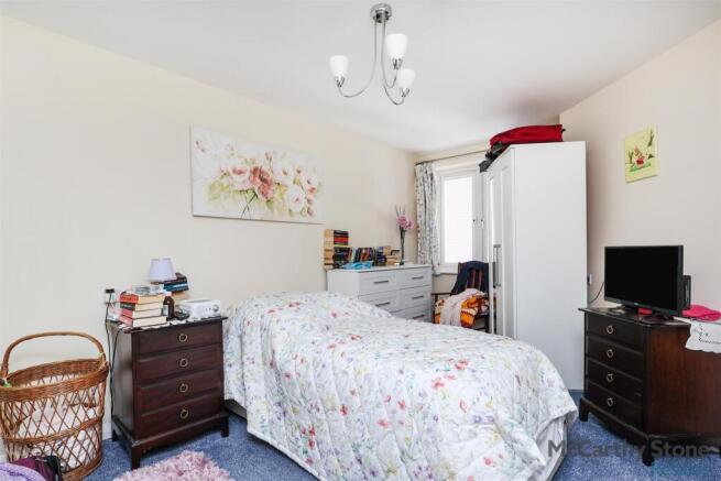 1 bed Apartment for sale Image 6