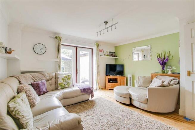 Living Room.JPG