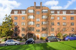 19, Balliol House, Manor Fields, London SW15 3LL