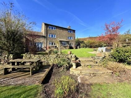 Harrop Edge Road, Mottram
