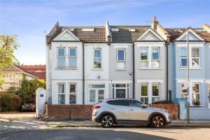 102, Lydden Grove, London SW18 4LN