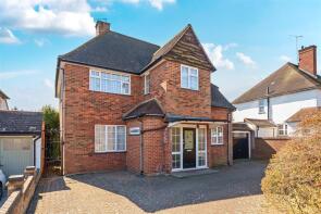 35, Kingsend, Ruislip HA4 7DD
