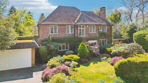 Swaldon, Park View Road, Pinner HA5 3YF