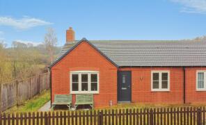 16, Pipeyard Lane, Coalville LE67 8AS