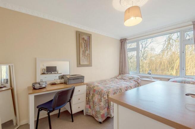 Bedroom 2 (Double)