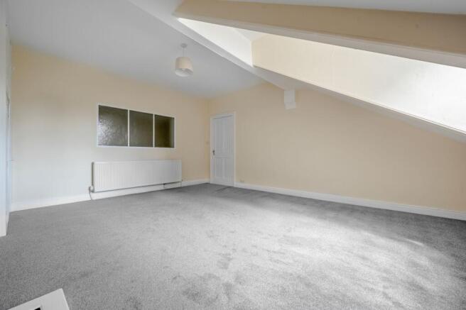 2 bed Flat to rent Image 8