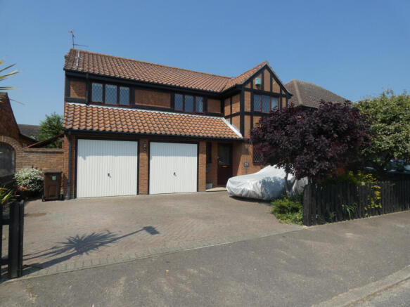 5 Bedroom Detached for Sale