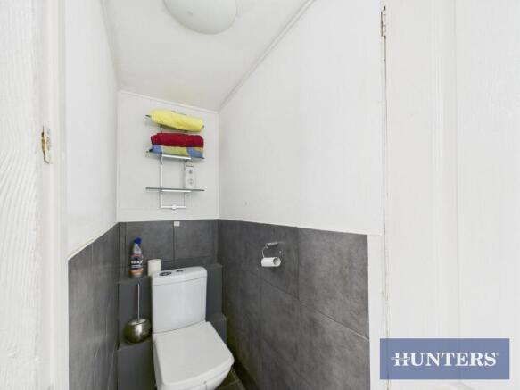 2 bed Semi-Detached for sale Image 8