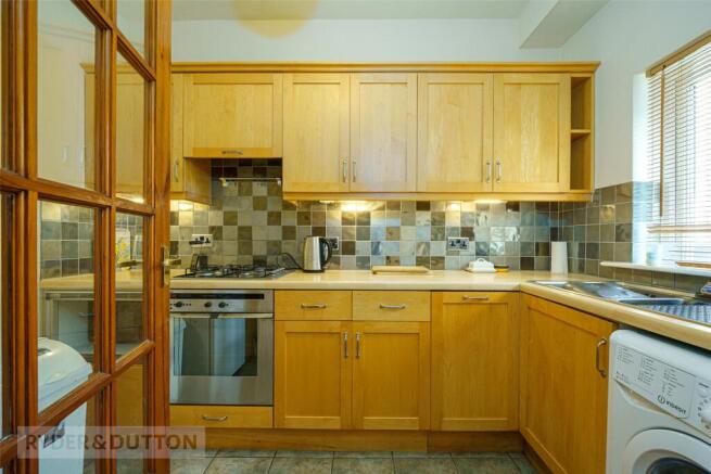 2 bed Terraced for sale Image 6