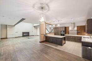 Suite 5a, Burlington Lodge Studios, Rigault Road, London SW6 4JJ