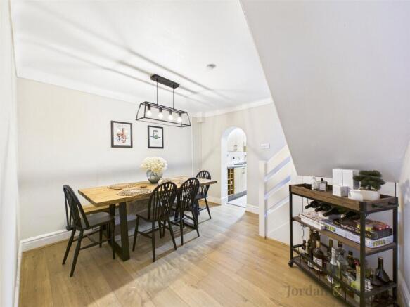 Dinig Room