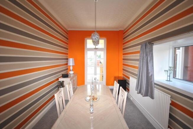 DINING ROOM 1