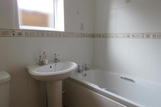 Bathroom.JPG