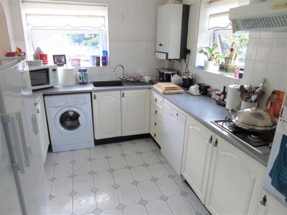 Kitchen.JPG