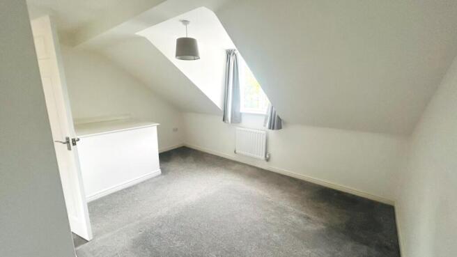 3 bed Semi-Detached for sale Image 7