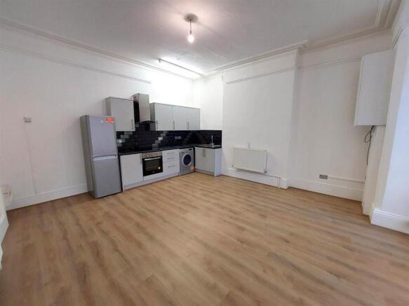 Kitchen City Road .jpg