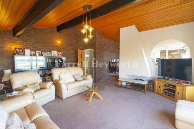 Lounge view 3