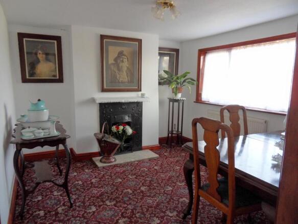 DINING ROOOM