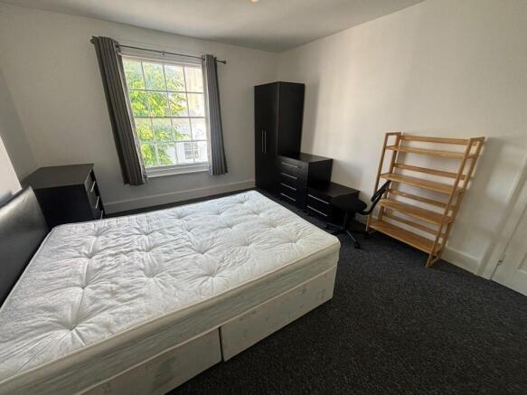 2A ROCK STREET BEDROOM 4.jpg