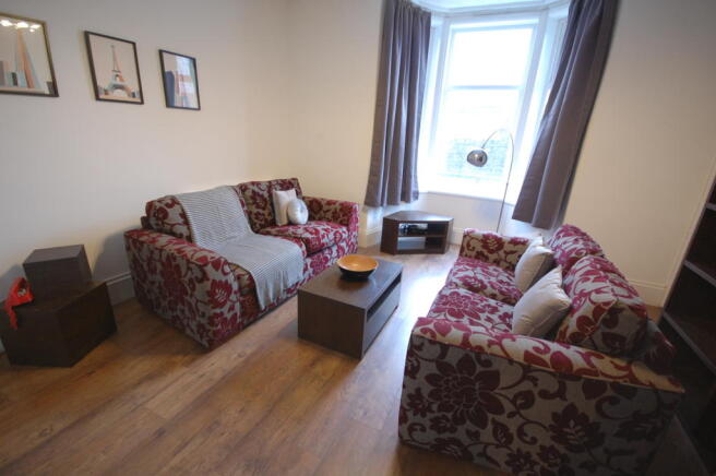 Lounge 1