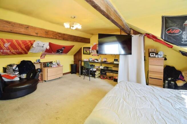 3 bed Terraced for sale Image 7