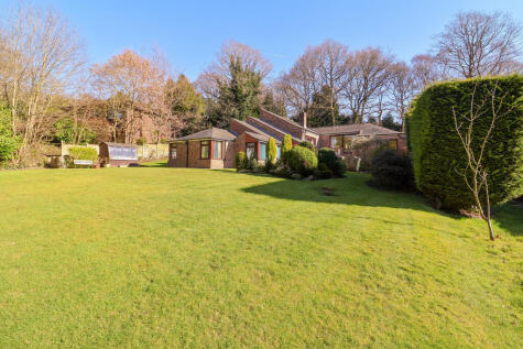 Park Dene Drive, Glossop